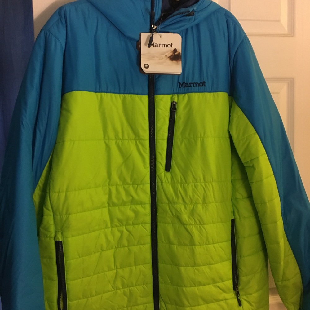 Men’s Marmot hooded puffy jacket. Men’s XL. New with tag